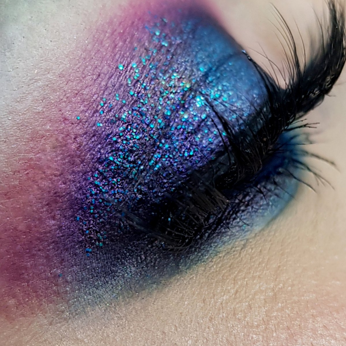saulhr83's tweet photo. aplicación dPestañas. importante es no hacer evidente la Unión entre pestaña falsa y pestaña natural.
#inglot #inglotmexico #kryolan #inglotmexicooficial #nyx #urbandecay #lashplash #makeupforever #makeupstore #Macrisis #cosmeticosmx #saulramirezmakeupandhair #saulramirezc https://t.co/6yXeV06405
