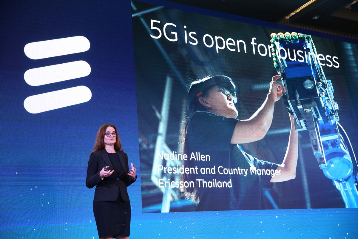 EricssonAPAC's tweet photo. At an action packed #DoZone visitors were thoroughly engaged by amazing demos and insightful keynote sessions which showcased key technologies along with the potential of  #5G. Catch a glimpse of how we brought the best of Mobile World Congress to #Thailand at the #DoZoneLive! https://t.co/jWI9NwmuMC