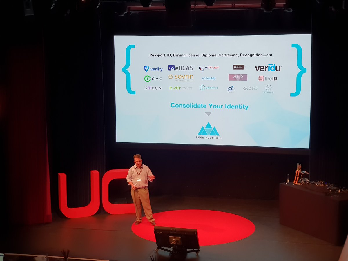 Check out this photo! Jed Grant speaking in #Hamburg at Unchain! <a href="/UNCHAIN_Con/">UNCHAIN Convention</a>  #bitcoin and #blockchain convention!