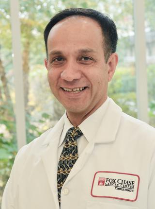 FoxChaseCancer's tweet photo. If you are at #ASCO18 don't miss @HosseinBorghaei in the Lung Cancer Educational Session https://t.co/Chu4BLqNAf HALL D1 3:25 p.m. CT. "Novel Immunotherapy Combinations in the Initial Management of Non-Small Cell Lung Cancer @FoxChaseCancer https://t.co/2cfwWokKmT