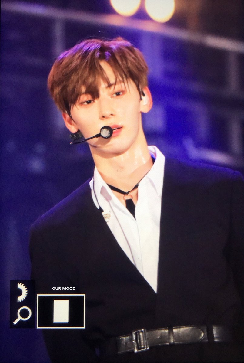 ourmood_mh's tweet photo. 180601 우리 민현 오늘도 잘생겼다 🙊 https://t.co/lkYk8JlZnS