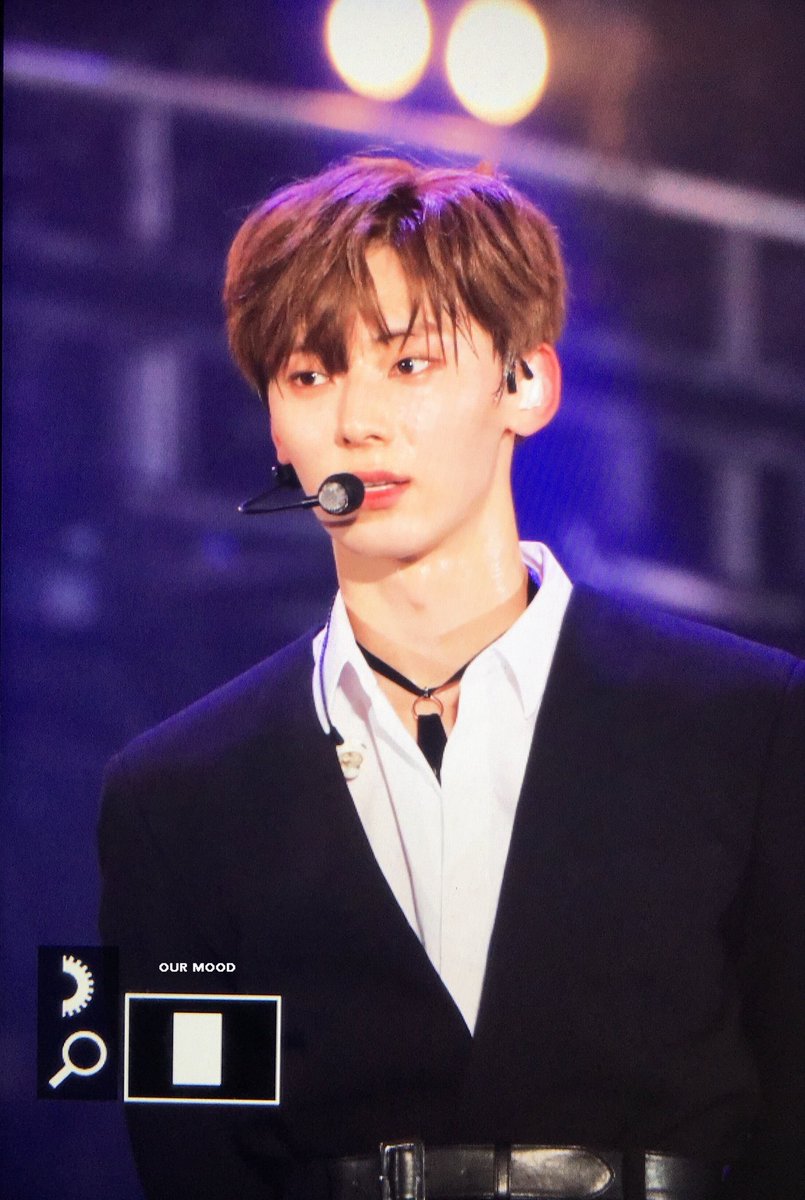 ourmood_mh's tweet photo. 180601 우리 민현 오늘도 잘생겼다 🙊 https://t.co/lkYk8JlZnS