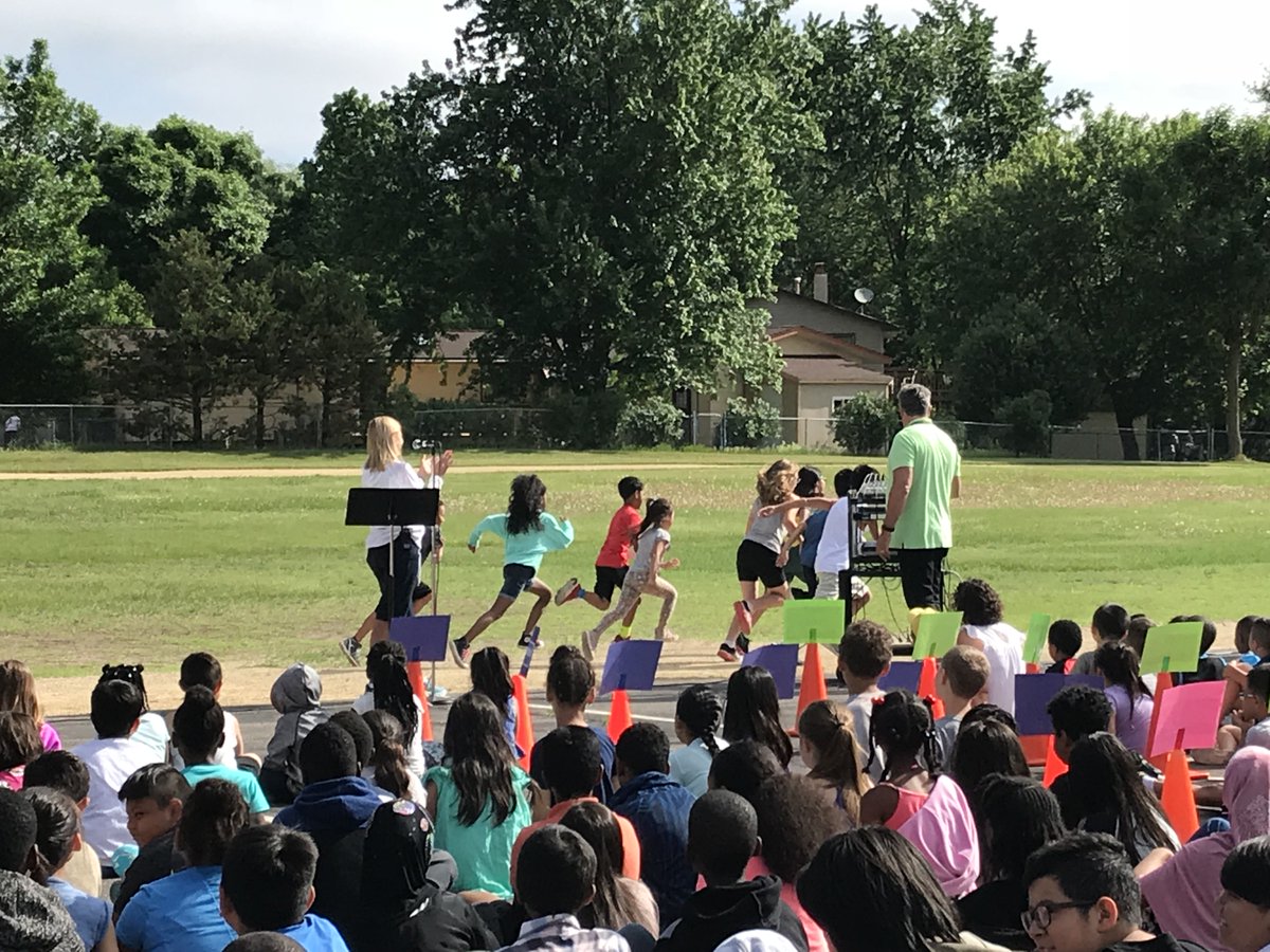 PLVolunteering's tweet photo. @PalmerLakeElem dedicates the new Tietz Track. @plamykust 2nd graders test out the Memorial bench. Thank you Tietz Family, @PalmerLakeVFW, @RotaryBPMN Palmer Lake PTA #PLtweets https://t.co/lSehWjSyNr