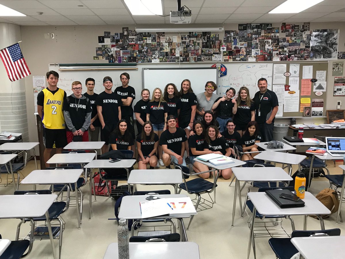 BradOlson2020's tweet photo. Best Home Room Ever!!!#treats https://t.co/F3cB446CWa
