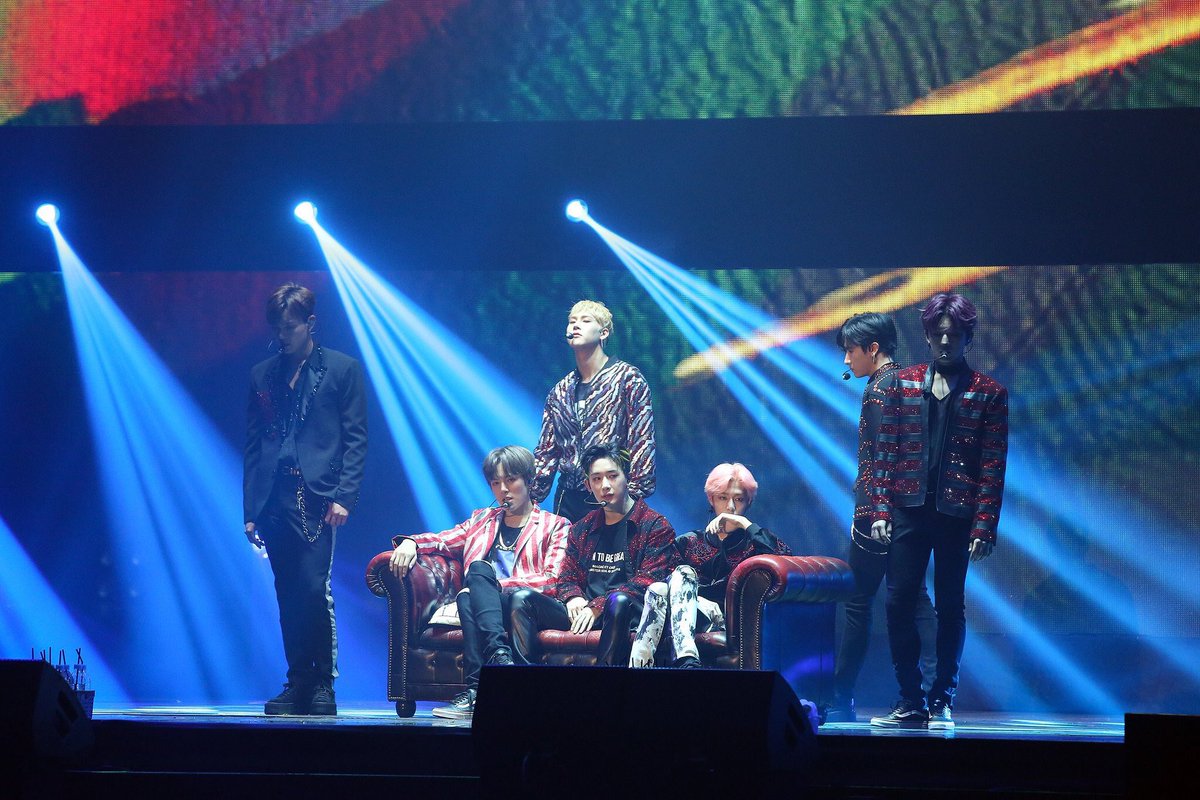 MXSUPPORT_JAPAN's tweet photo. 【#MONSTA_X】
#モンスタエックス 
2018 #MONSTAX WORLD TOUR 
<#THE_CONNECT >
Collaboration with '#SWAROVSKI'✔
'#スワロフスキー 'とコラボした
ワールドツアー衣装' #ザ_コネクト 'で
これからも確認できます!
 
#モンスタエックスワールドツアー 
#MX_2nd_WORLDTOUR https://t.co/QZWVNcO7CX