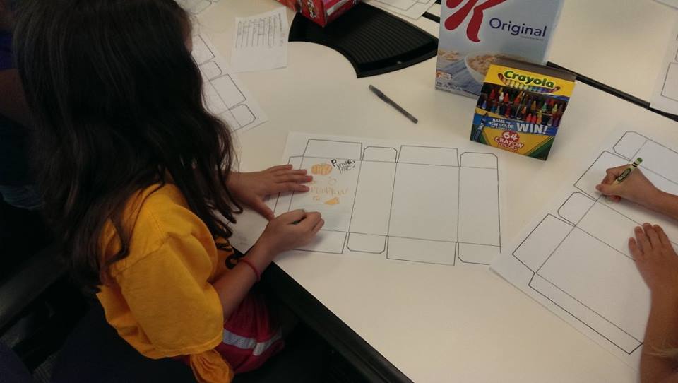 CincyMuseum's tweet photo. Limited Spots remain for our FREE June #STEMgirls programs w/@kroger! Participants will visit #KrogerTechnology to learn about the innovations that are making food systems better. June 5, 6 OR 8, 8:30 a.m. to 12:30 p.m. in Blue Ash. Details & RSVP: https://t.co/DpXTWzSsdk! https://t.co/2HptZSAFav