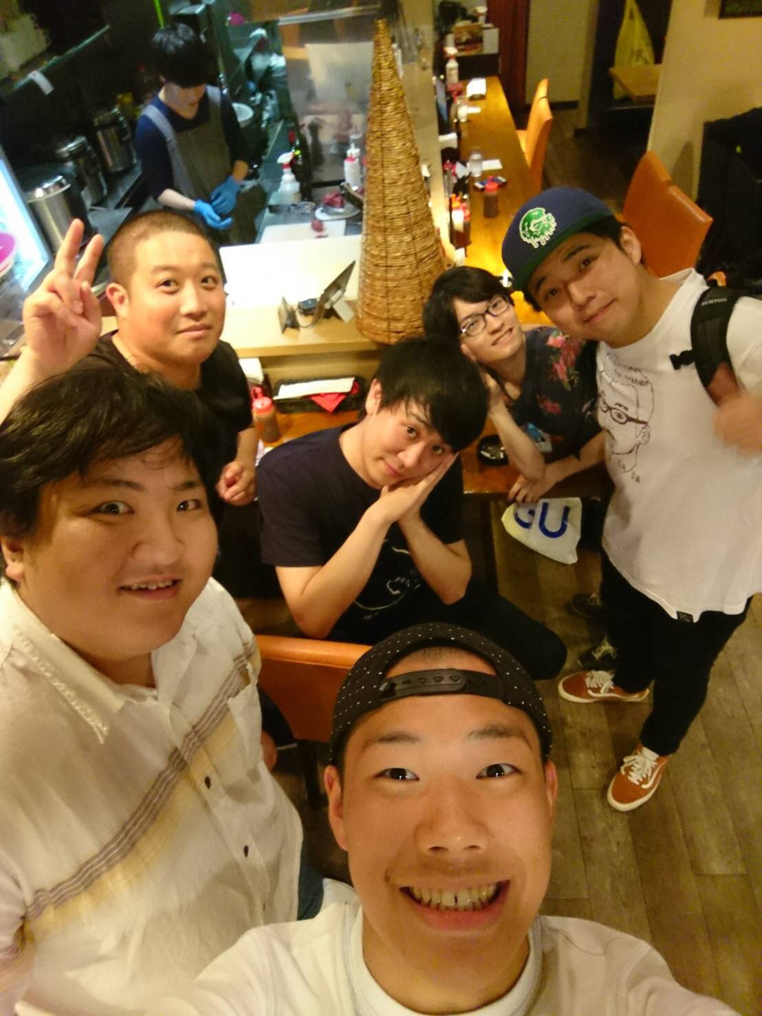 ブラゴーリ 大ちゃん Auf Twitter 本日もdtテレビ観てくれてありがとうございました お台場でコンドーム配るdtに力を貸してくれた美女の方々ありがとうございます Dtブラザーズは誕生日を祝ってくれる最高のメンバー Dtテレビ 昨日誕生日 T Co