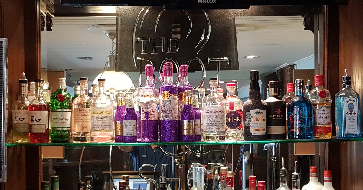 B00tAndShoe's tweet photo. We're gonna need a bigger #gin #shelf #darlohour https://t.co/3IUkPPKxSw