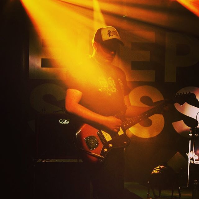 633eng's tweet photo. A great shot of @markbruce90 if @elephantsessions with his #custom20
#el84 #ecc83 #celestion #alnicogold #offsetguitars #scotland https://t.co/ZFKozByO6h https://t.co/OjONSnjG8c