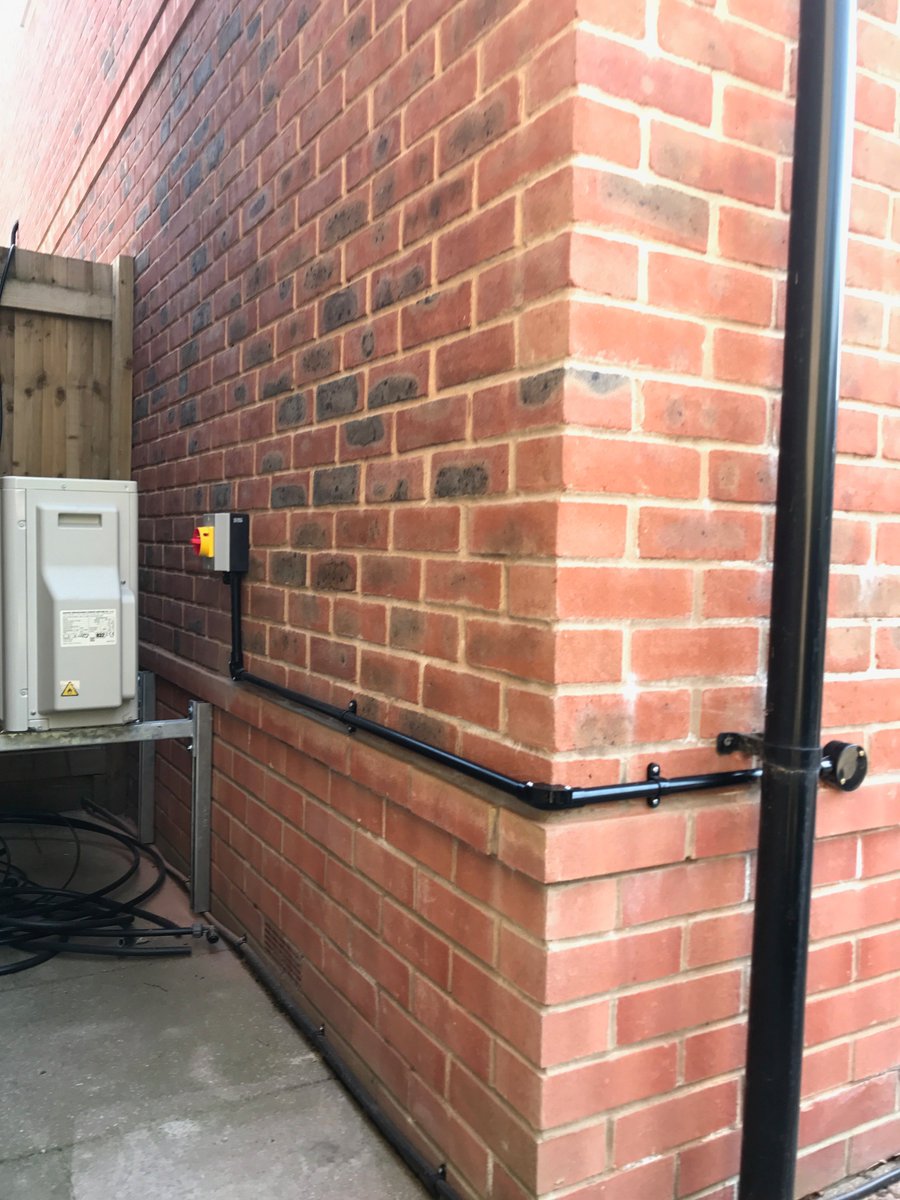 HoganElec's tweet photo. Also some photos from Didcot last week for some domestic air con supplies! https://t.co/rYspfeDdZj