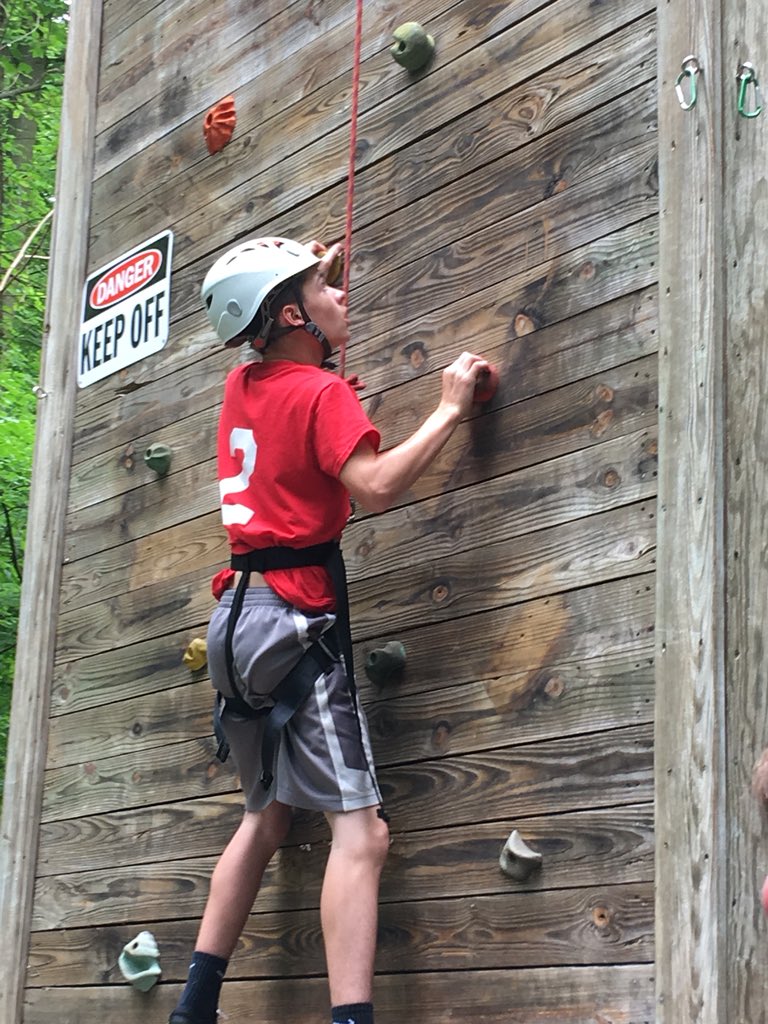 falconbookcave's tweet photo. First session at climbing tower #FalconPride #Kenbrook https://t.co/IameJ5DZs9