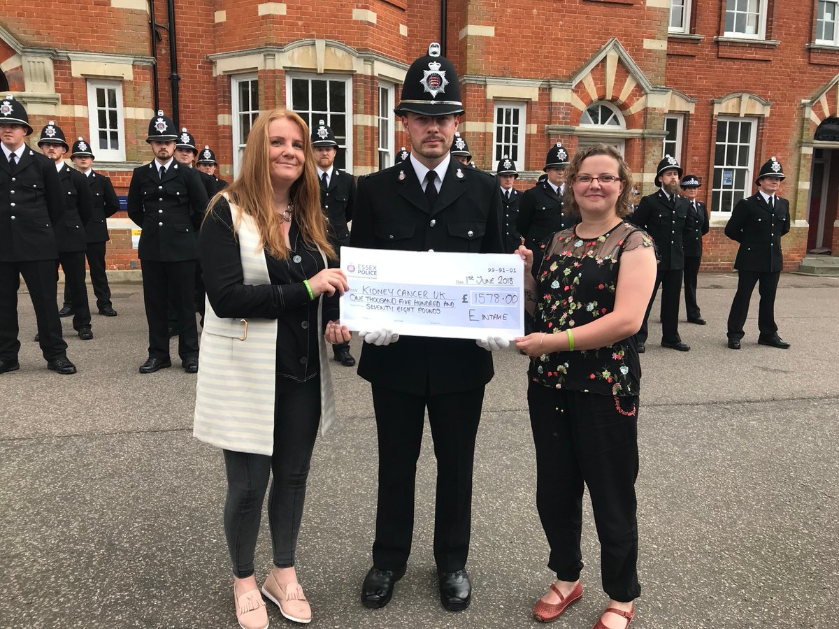 EssexPoliceUK's tweet photo. Today, we welcomed 21 new officers in a passing out parade #FitTheBill

Read more: https://t.co/PrzdojE4ma https://t.co/KtYzY0ShzM