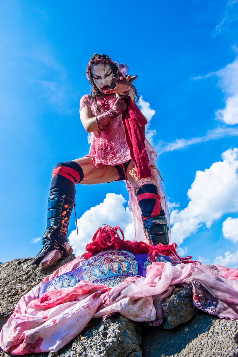 queensofcombat's tweet photo. Congrats to our #UndeadQueen, @realsuyung, on her recent @IMPACTWRESTLING Knockouts Championship win.
Su is kicking ass and taking belts everywhere she goes!!
#SuYung #QOC https://t.co/tDGPiwidZK