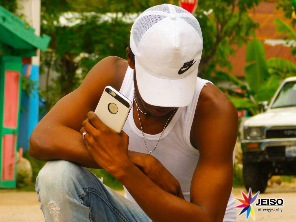 BirkyPwoblem's tweet photo. Laria pyeje veye kote w’ap met pye’w

#SE_MWENK_POU_DIW 
#VIDEO_SOON

YON SEL BIRKY PAGEN 2 https://t.co/xHgPWYqr9s