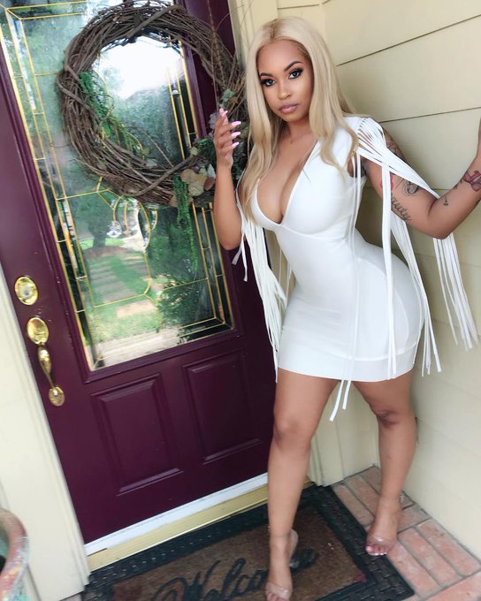 Milk. #FAME https://t.co/3iENfLoA39<a href="/tag/fame"class="tags">#FAME</a>