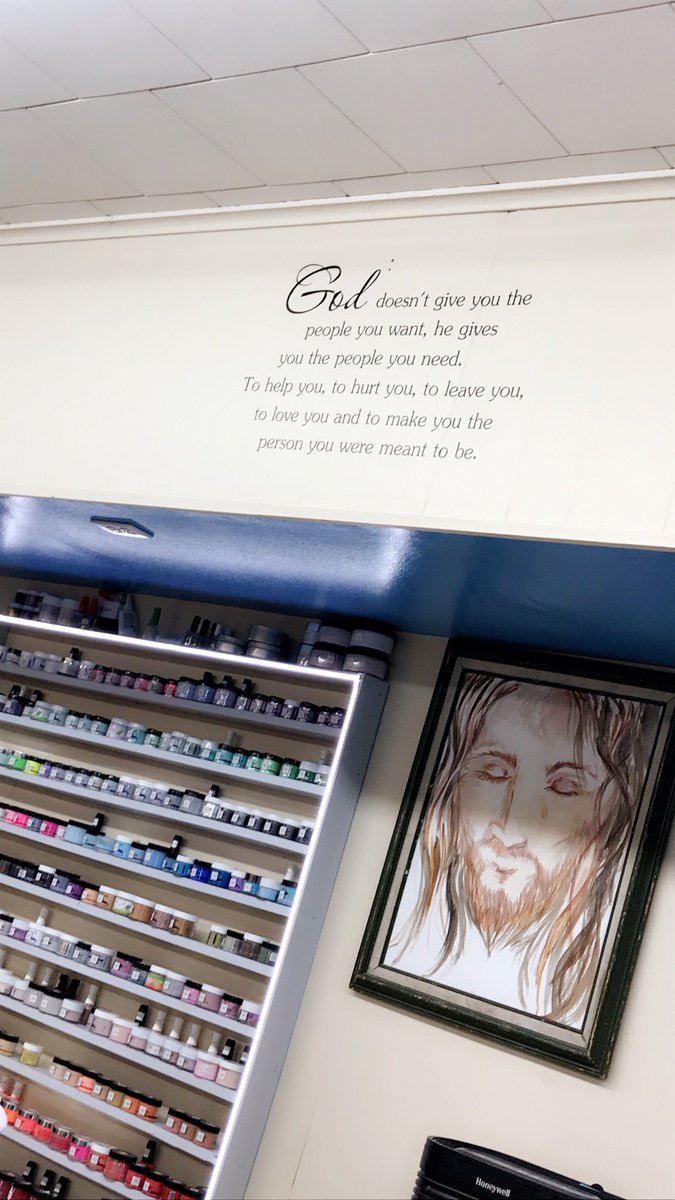 saw this at the nail salon today and it spoke volume 🗣🙇🏼‍♂️