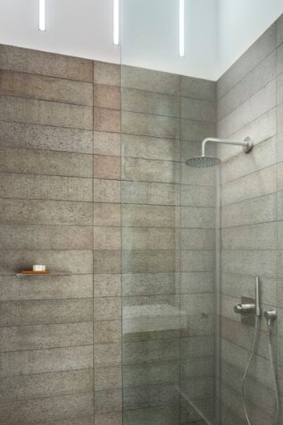 BoffiGeorgetown's tweet photo. This Boffi project incl. a total transformation of aged &amp; extremely compact bathrooms, which now feature our Minimal &amp; Cut taps, Soap washbasin, Square built-in cabinets &amp; Lava Chiseled tiles by @Salvatori https://t.co/KUCWlmptiF #boffigeorgetown #boffi #designinspiration https://t.co/8yJF6K3DHK