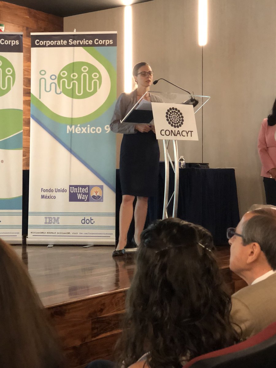 carlossm68's tweet photo. Grandes resultados para eficientar los procesos y digitalización de @crea_mujer de parte de nuestro equipo @citizenIBM @ibm_mx @DigitalOppTrust #CSCMex9 Felicidades!!! https://t.co/e2MQBfm6so