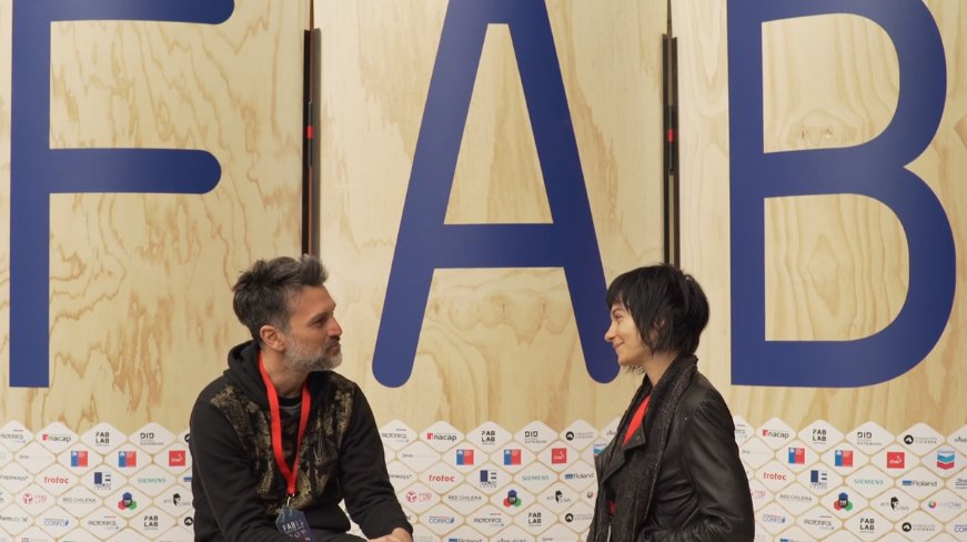 Andrés Briceño Co Director de la Fundación Diseño Distribuido junto con Primavera de Fillipi conversan sobre Blockchain, Bitcoin y nuevos modelos económicos link: fundaciondid.cl/entrevista-a-p… …  
<a href="/BudaPuntoCom/">Buda.com</a> <a href="/CriptoNoticias/">CriptoNoticias</a> #Blockchain #bitcoin <a href="/fab13santiago/">Fab13 Santiago</a> <a href="/yaoeo/">Primavera De Filippi</a> <a href="/abg_briceno/">Andrés Briceño Gutiérrez</a>