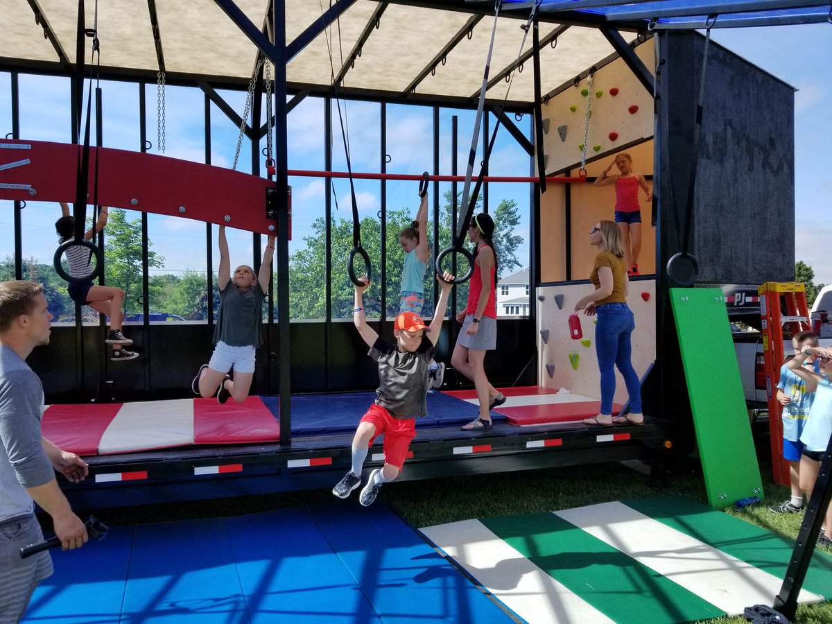 barrettm23's tweet photo. Last Day of School and field day fun. @HTPrimary #lastdayofschool https://t.co/IEJaEqRwby