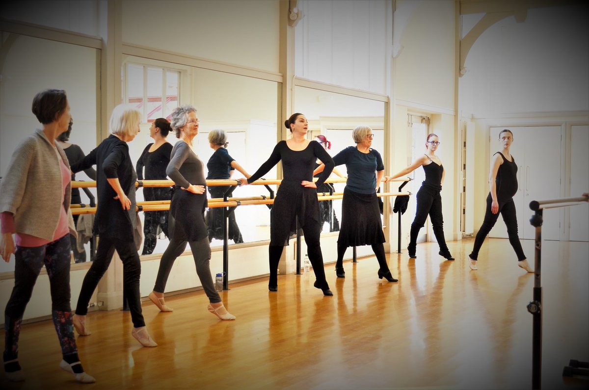 ballet4lifeuk's tweet photo. We're back tomorrow with #SuperSaturday of #dance! With everything from #CharacterDance to intermediate #ballet to #pointe to #contemporarydance &amp; @Movein2Welbng @StPetersW4 #W4 https://t.co/aW6mPtfeZ1
