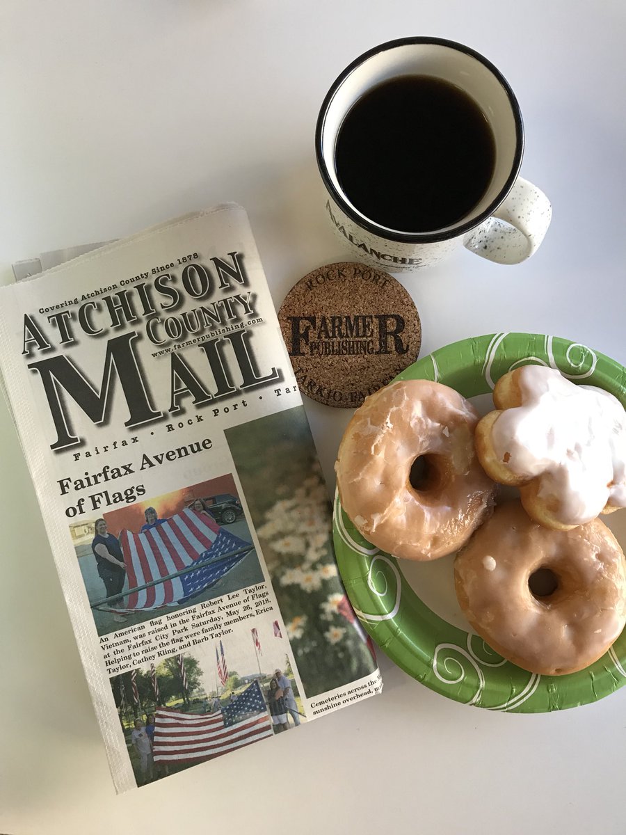 AtchCoMail's tweet photo. Happy #NationalDonutDay! We would share, but we already ate them all. We have plenty of papers though! @caseysgenstore #acmail https://t.co/A2oDahMPGp