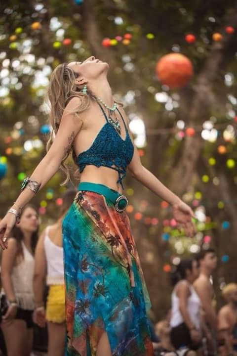 klarodelunas's tweet photo. Vive
que lo que hagas
te sacuda hasta
el alma...

feliz di@... https://t.co/fYOx5PlfIT