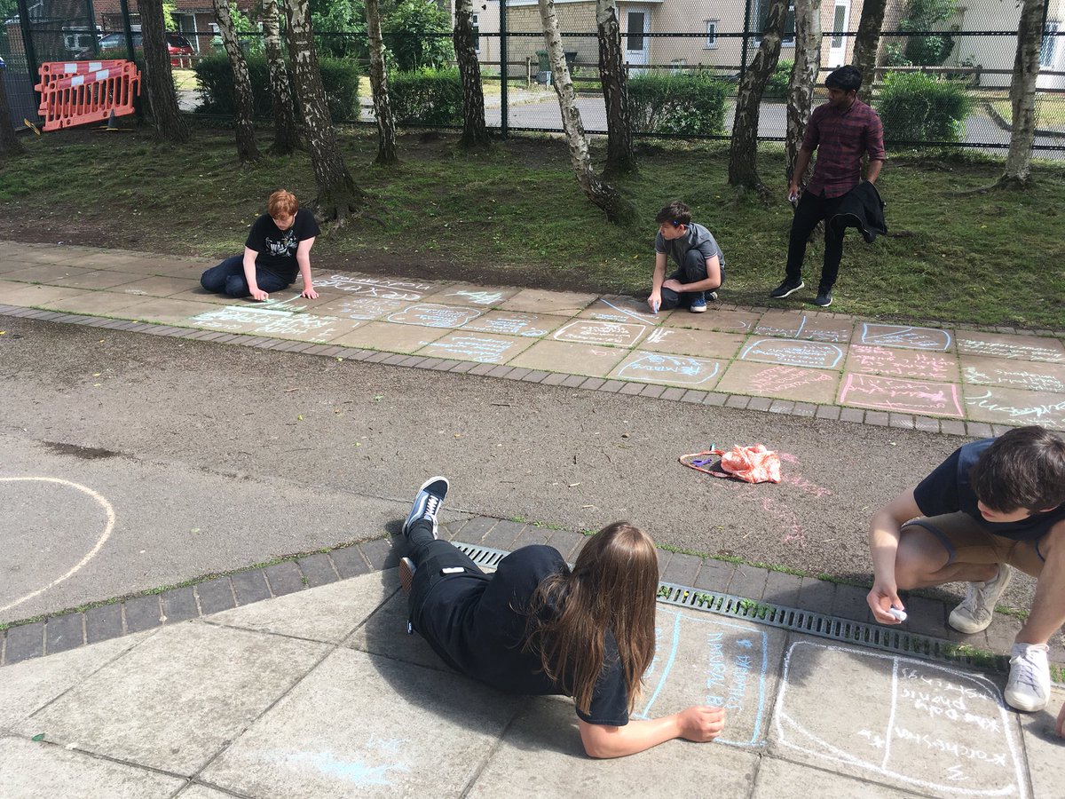 cabotmusic's tweet photo. Amazing enthusiasm for learning today #GCSEs2018 #musicrevision #4daystogo #OutdoorClassroom 
@johncabotnews 
@JCA100Days2018 🎶🎶🎶 https://t.co/JaDrIQFv9d