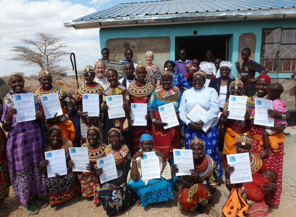 MothersUnion's tweet photo. Today in our #WaveofPrayer we pray for our members in the dioceses of Maseno North in #Kenya and Isiala-Ngwa &amp; Ondoin #Nigeria

The image used is from Kenya https://t.co/0YkXezsmIp