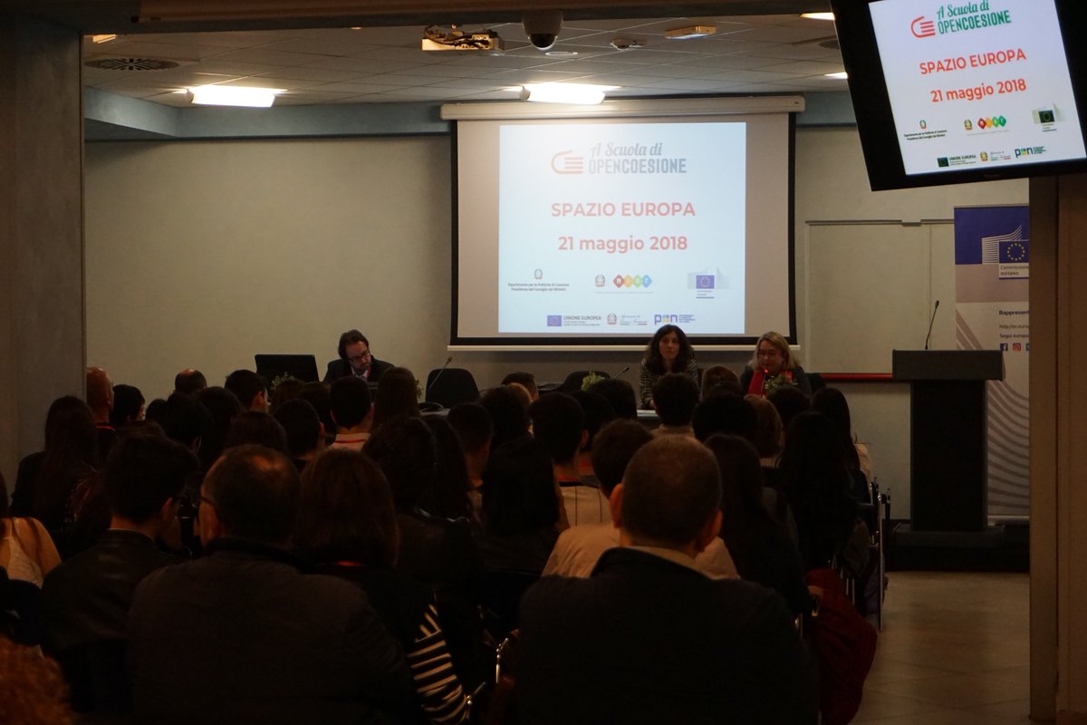 freedam4e's tweet photo. 21/05/2018 - La nostra esperienza a Roma presso Spazio Europa, la Rappresentanza Italiana presso la Commissione Europea; ecco l'incontro con lo staff di #ASOC1718 #Freedam #TeamFreedam #ProdighiamociperleDighe #OpenCoesione https://t.co/UM6RzYQveg