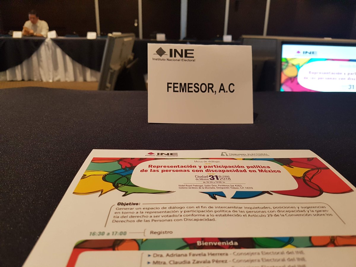 femesor's tweet photo. Mesa de diálogo entre OSC y representantes ante el INE con el fin de establecer un diálogo a través del planteamiento de inquietudes y propuestas en torno a la participación política de las personas con discapacidad y la garantía del derecho a ser votado.@INEMexico #LSM
#FEMESOR https://t.co/nw6a87QrKY