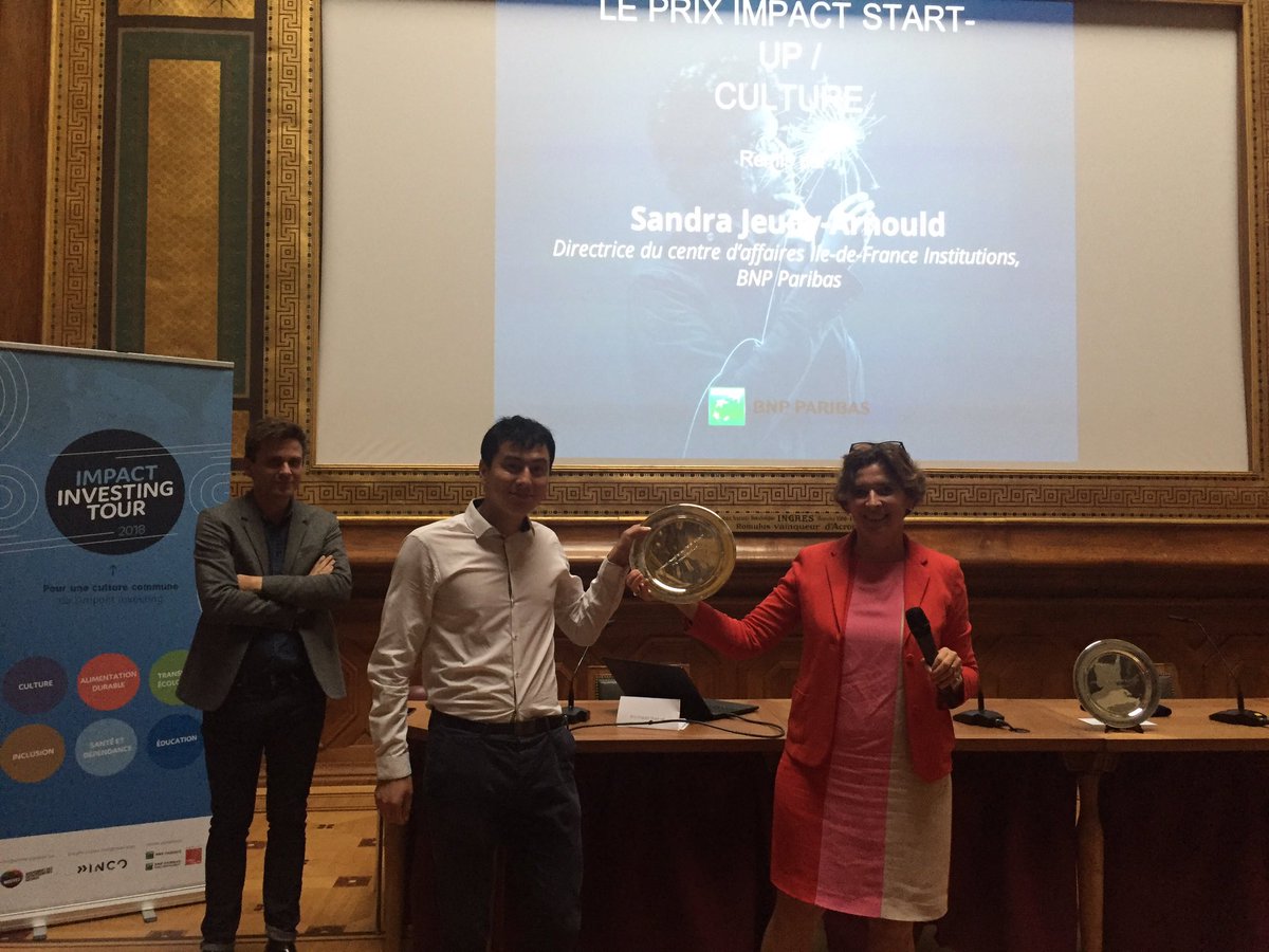 inco_group's tweet photo. .@mabanque_bnpp résolument engagée dans le soutien des #startups >> @RaphaeleLeroy remet le prix #impact #startup #iitour2018 @CharitunesMusic 👏✨ cc @Mouves_ES https://t.co/WmLI8KZ9Mq