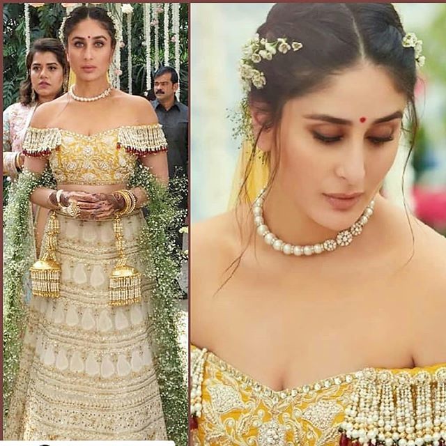 tikliwali's tweet photo. Kareena Kapoor Khan looks breathtakingly gorgeous in Abu Jani Sandeep Khosla lehenga! @tikli.in 😘💕
*
*
*
#KareenaKapoor #KareenKapoorKhan #VeereDiWedding #Bollywood #Stunning #Beautiful #Fashion #Gorgeous #Style #Beauty #Wedding #IndianWedding #IndianBride #DesiWedding #tikl… https://t.co/3bBVFddvM0
