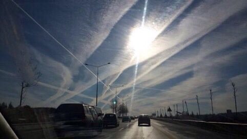 SteerMark's tweet photo. Psychopaths are spraying every inch of the globe with Neurotoxic HeavyMetals..believe it or not.
#GeoengineeringGenocide.
To cool the earth with 'geo' one would spray the equator not focus on spraying polar regions๐esp in winter๐ค..peeps even see SRM at night๐ณ@OpChemtrails https://t.co/3f32tASewY