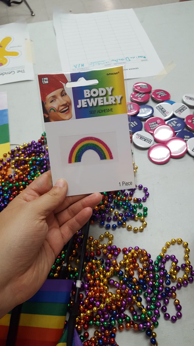 SBHS_GSACLUB's tweet photo. Pass by the PRIDE TABLE during all lunches for activities, prizes, and FACE PAINT! ❤🌈 https://t.co/U048lPA7Mn