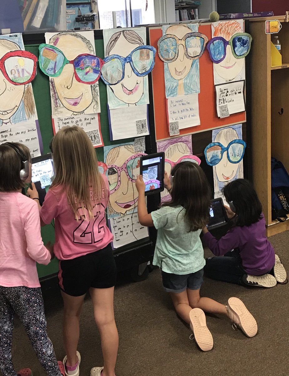 kellymrogge's tweet photo. Grade 1 enjoying each other’s Chatterpix! #AHDaytonEagles https://t.co/KOz25sm1iI