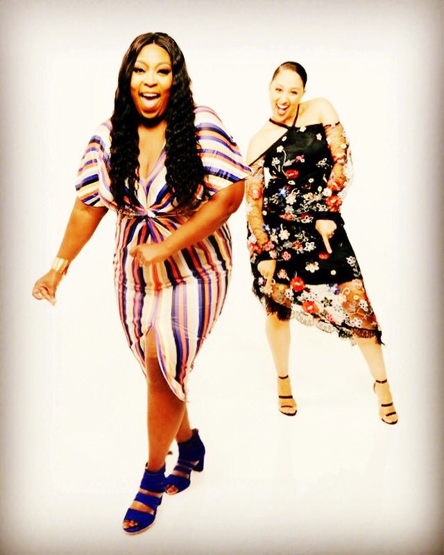 LoniLove's tweet photo. When you and ya friend realize it’s payday Friday !!! #thereals4 https://t.co/1AlKNeE84t