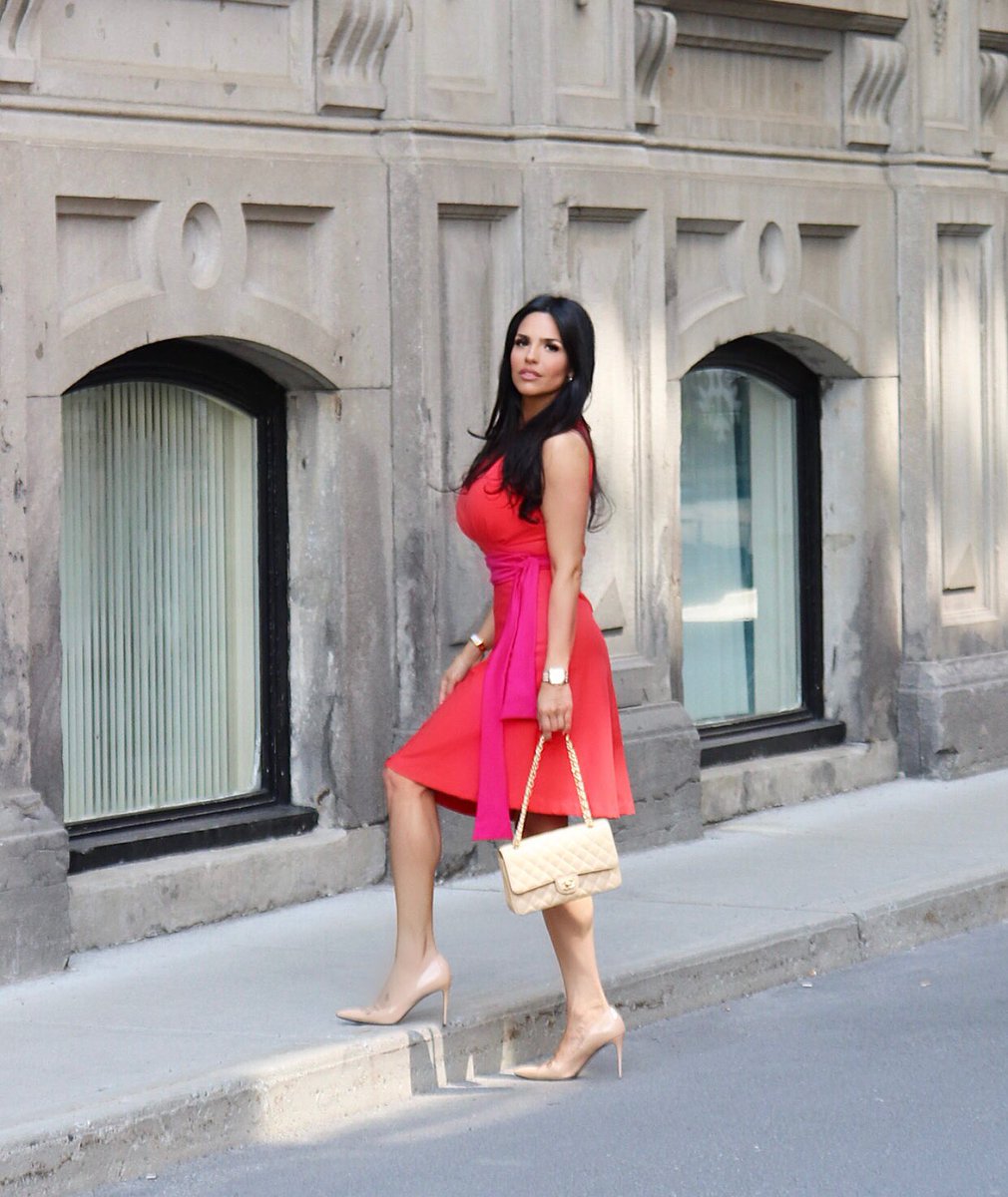 salgiano's tweet photo. SHADI~so beautiful in #thatdress #manufacturedindetroit #salgianoincanada https://t.co/BMZ6hE5HQt