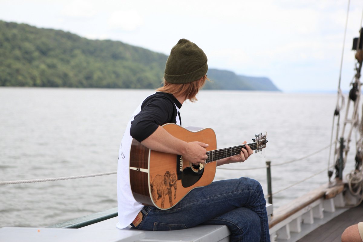 brettdennen's tweet photo. In light of how wonderful this weekend was, I’m very excited to be kicking off the summer of #LetsUnplug.
My encouragement: get off your phones and let’s check on Wednesdays to share.
Next up is the "Good Vibes" tour with @Jason_Mraz: https://t.co/d0nk71b30S
See you on Wednesday. https://t.co/IRgqif8Y7e