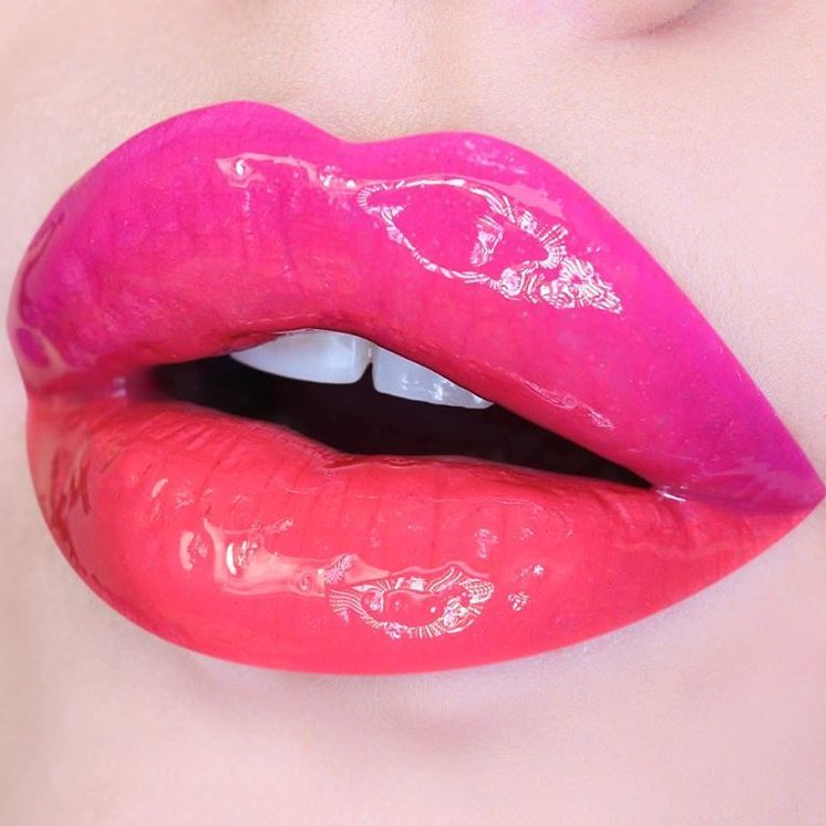 SoFragranceIE's tweet photo. Givin’ us those summer sunset feels👄

#Lipsonfire @lipsonfire_  #lipart #goals #mua #makeup #beauty https://t.co/fr3clcPnoj