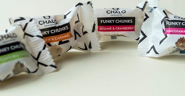 chalocompany's tweet photo. Are you ready for some NEW funky feel good snacks? Discover our cute alternatives for biscuits and chocolates – Our Funky Chunks will be your new guilty pleasure. Available next week! #chalotribe #chalo #FunkyChunks #funkyfeelgoodfood #healthyfood https://t.co/c5fXuGSxk1 https://t.co/1604AI2vJ7
