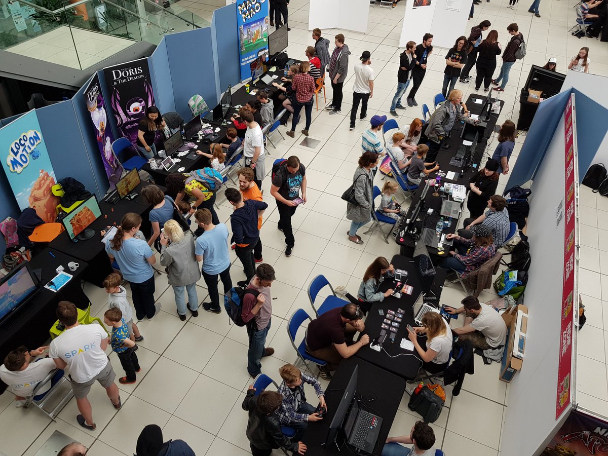 NikomusGames's tweet photo. Busy first day for us at @NorwichGFest today! Some lightening quick times on #TnDRally, congrats to Judeeee for coming out on top! https://t.co/66hS4GE4FW