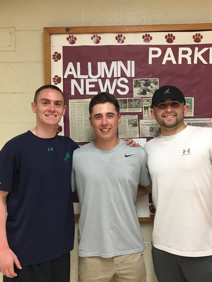 Principal_Parks's tweet photo. Awesome surprise visit from these PARKER GRADS &amp; soon to be Chelmsford HS Grads @Matt_Hooton2 @eric_wrobel &amp; @petem1126 THANK YOU for stopping by! Best wishes moving forward...enjoy the ride! #parkerpride https://t.co/SatmslCmw9
