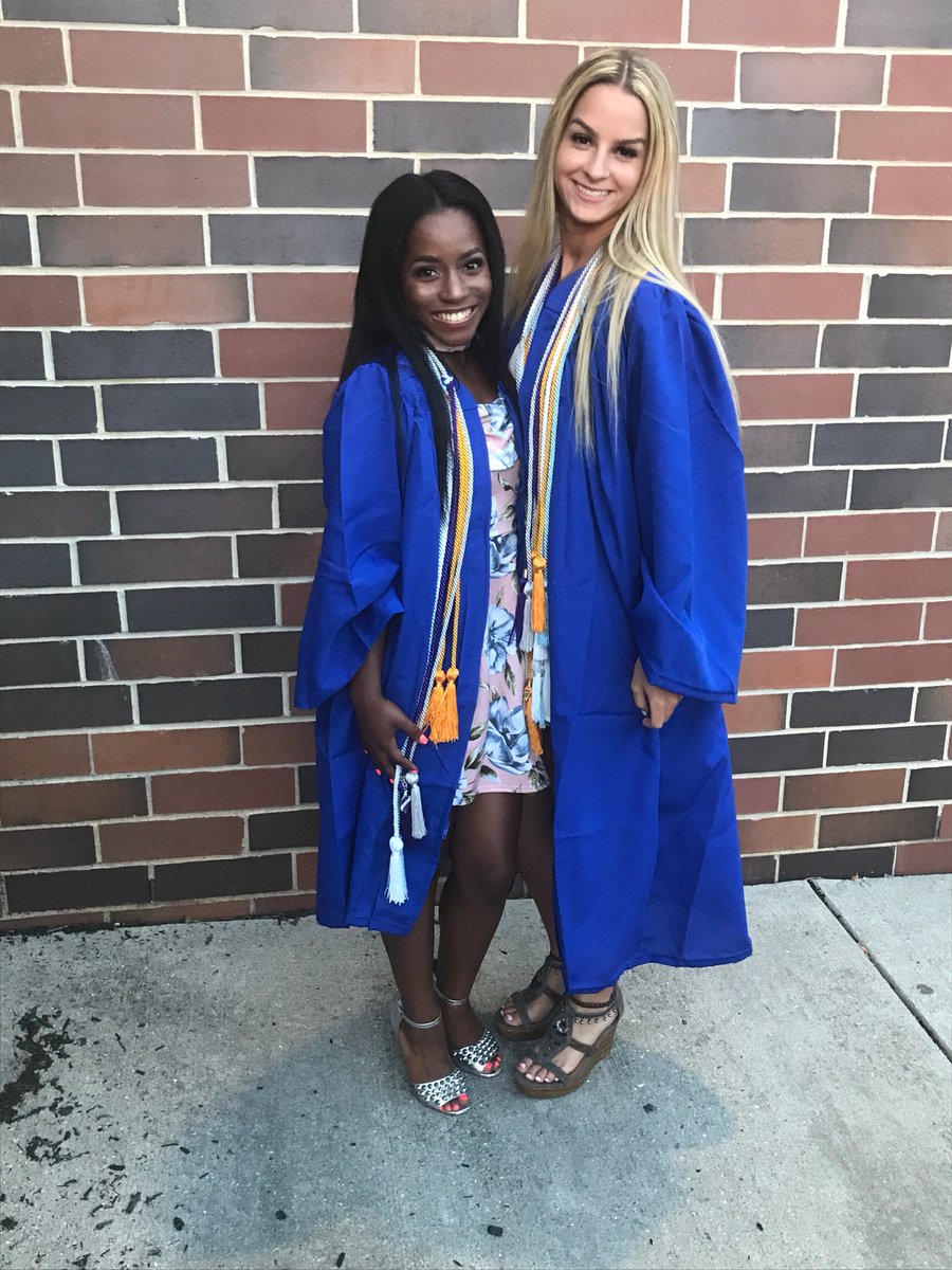 NadjaImara_'s tweet photo. Happy 19th to my favorite person to argue with!😂 I hope you have an amazing day friend, cant wait to see you soon🤗💘🎉 https://t.co/nLjwKFvlb2