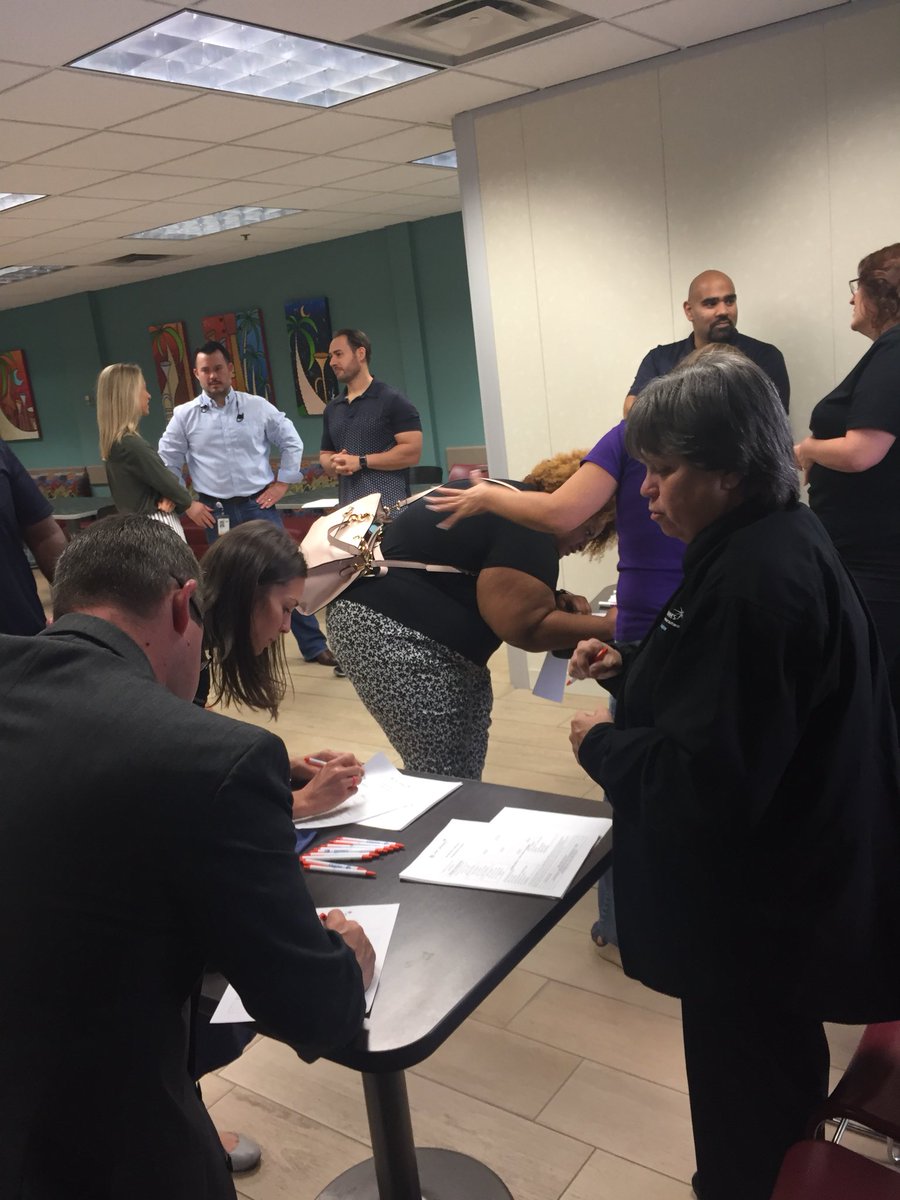 wdiaz72's tweet photo. ERG event in Orlando happening now! What a great event! Thank you to our partners that put this together! #OurERGthing #FloridaStorm https://t.co/gGtmqgHG30