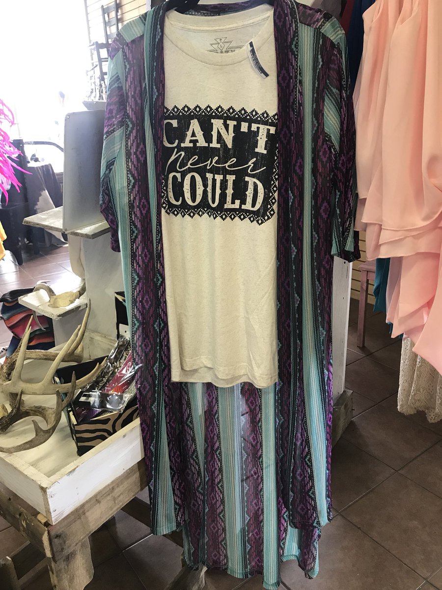 JaxxLayne's tweet photo. New fringe shorts, new kimono, and new tee! 
“Can’t never Could” 💞 https://t.co/OvRngkkvbW