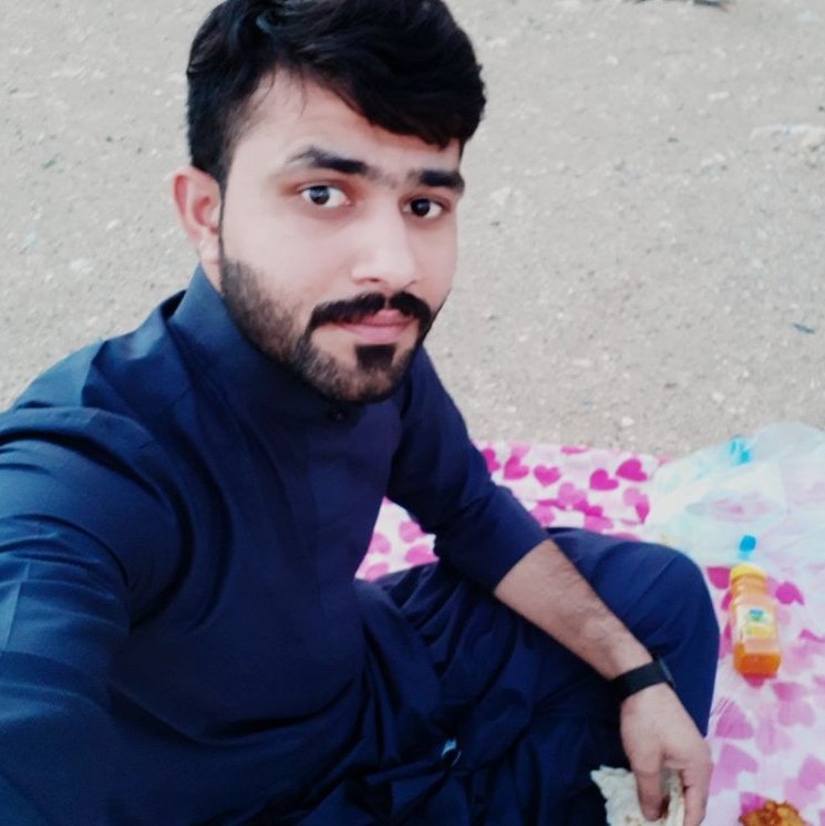 FARMAN44158283's tweet photo. #NewProfilePic https://t.co/xCvERnPump