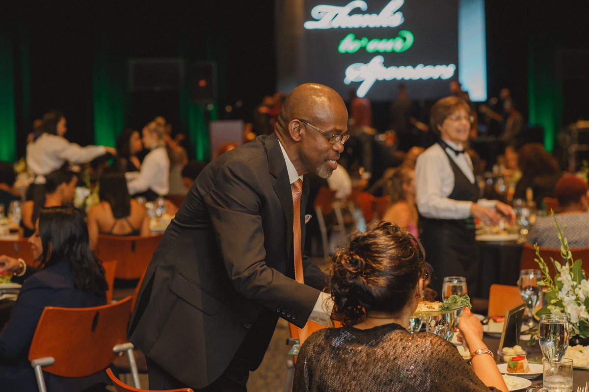 KamCares's tweet photo. We're Flashing back this Friday with last weekend's An Intimate Evening with Mr. &amp; Mrs. Kam Chancellor Awards Gala and Reception. Thank you to those that came to acknowledge the contributions of our Community MVP Award Honorees!#BBSJ2018 #FBF https://t.co/pEMqPeZPrA