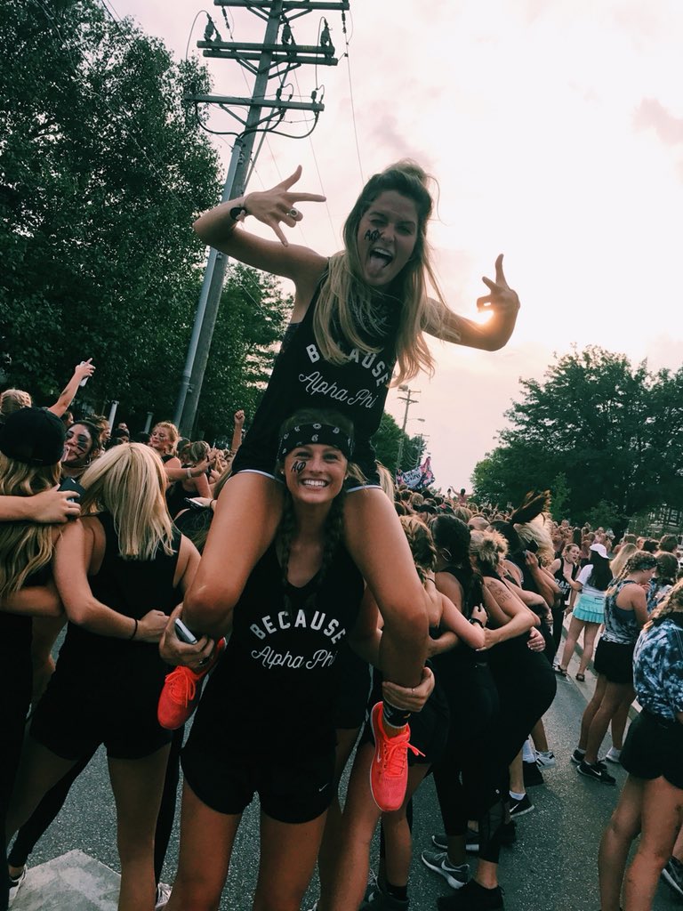 MizzouAlphaPhi's tweet photo. Formal recruitment registration opens TODAY🌟 Sign up to find your home away from home •Link in bio• #GoAlphaPhi #RushItLoveIt https://t.co/scgOqBV1uQ