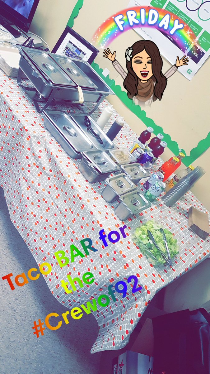baileyjhill's tweet photo. Happy FRI-YAY #Crewof92! #tacobar #teamtreat #thankyou @EmersonAStorrs @FreshMBass @krystalah1982 https://t.co/Zdk52VDEgB